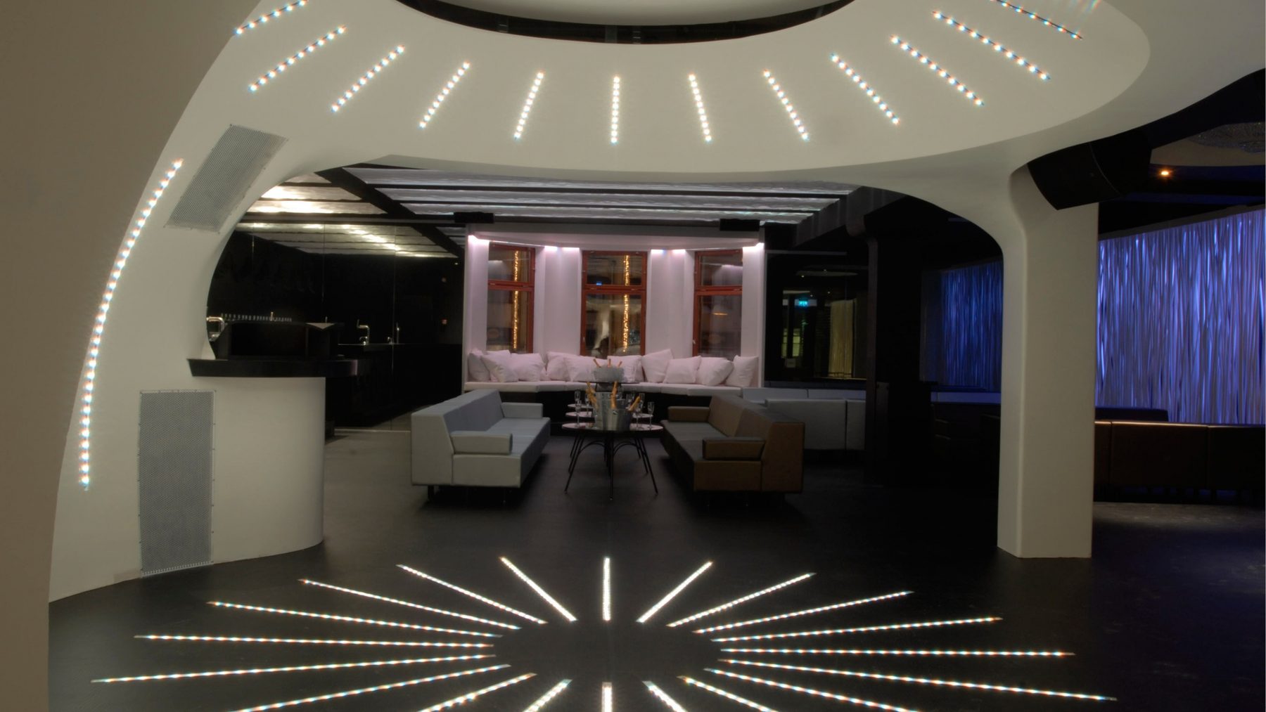 Push Nightclub by Alexander Lervik