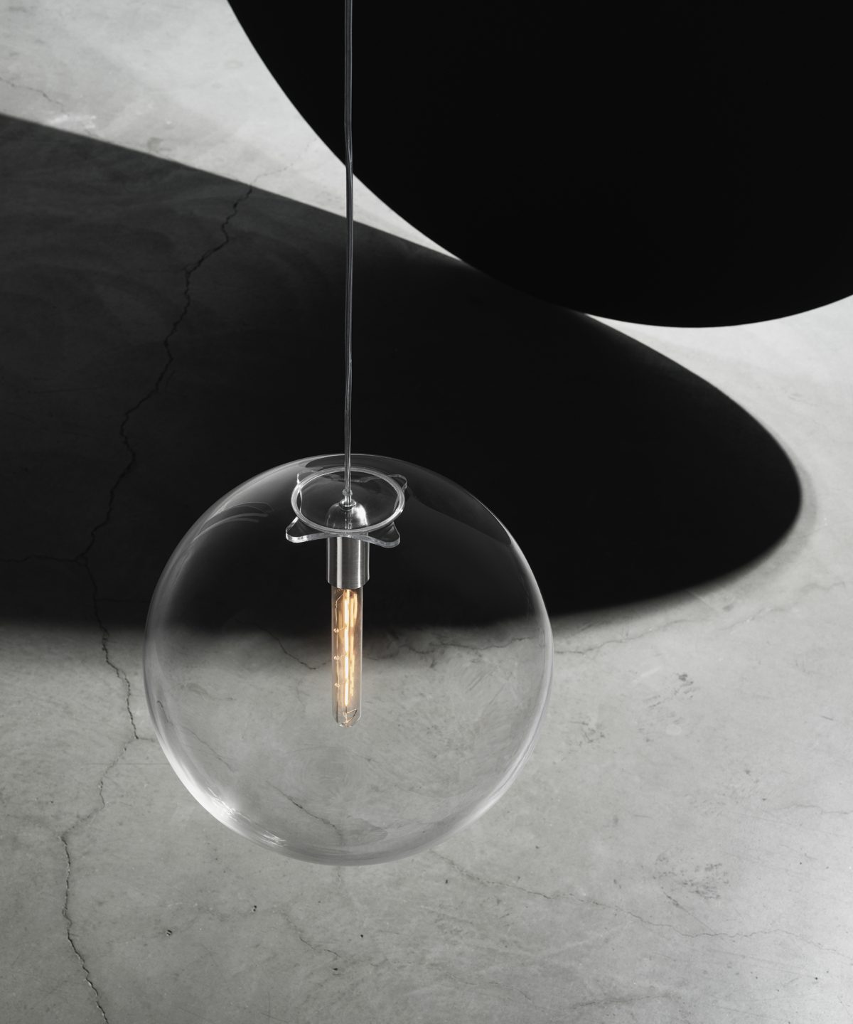 Luna Lamp Clear by Swedish designer Alexander Lervik
