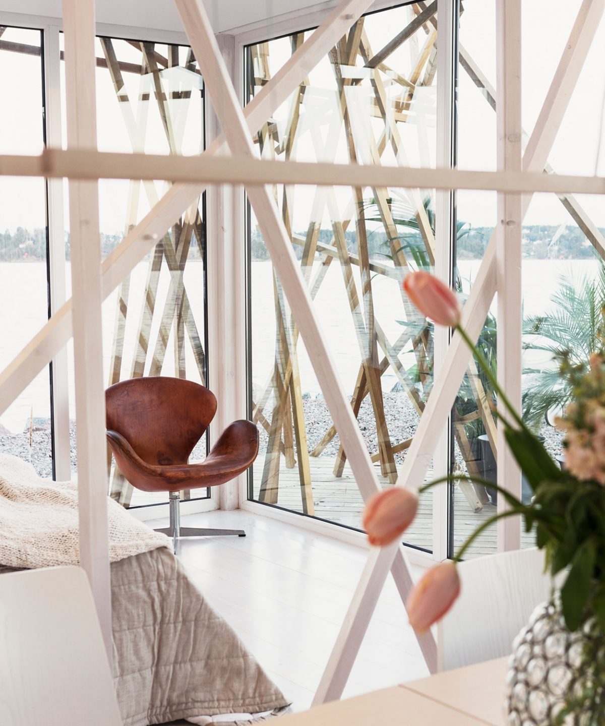 Summerhouse Birdnest by Swedish designer Alexander Lervik