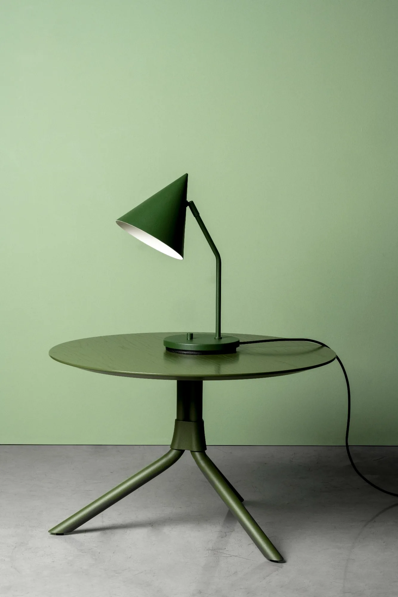Castor Table Lamp by Alexander Lervik