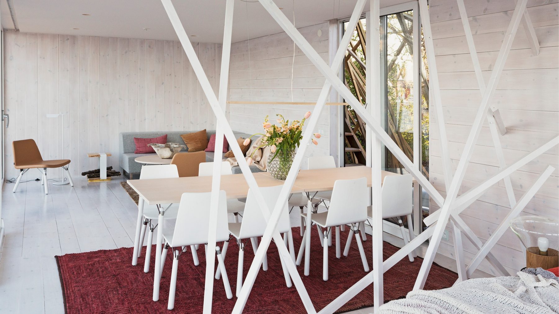 Summerhouse Birdnest by Swedish designer Alexander Lervik